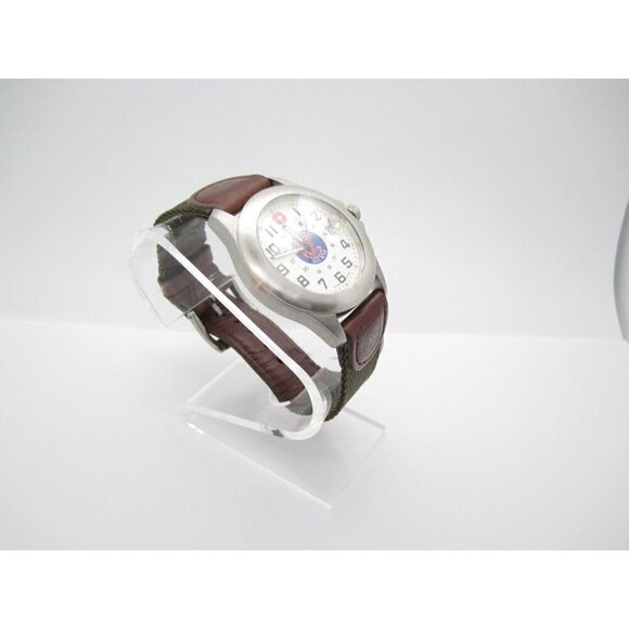 Men Wenger Swiss UCONN Alumni Quartz WR Analog 42mm Dial Date Round Watch(E708) - Picture 4 of 11